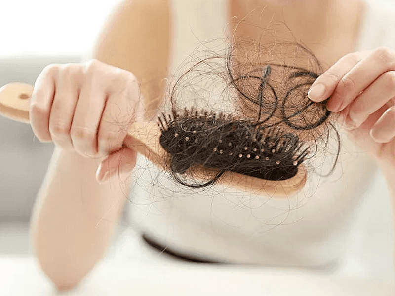 Hair shedding and brittle hair on a brush